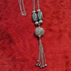 Elegant Silver Coloured Necklace with Tassel